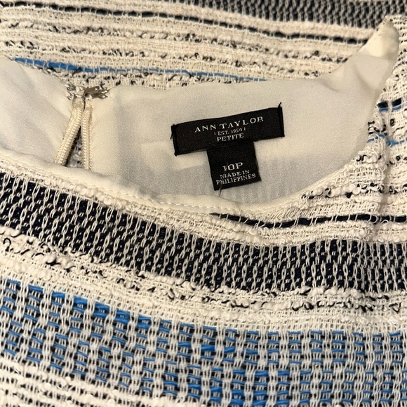 Ann Taylor Ann Taylor Sleeveless Sheath Blue Ivory Stripe Dress NWT (10p) - Picture 9 of 10